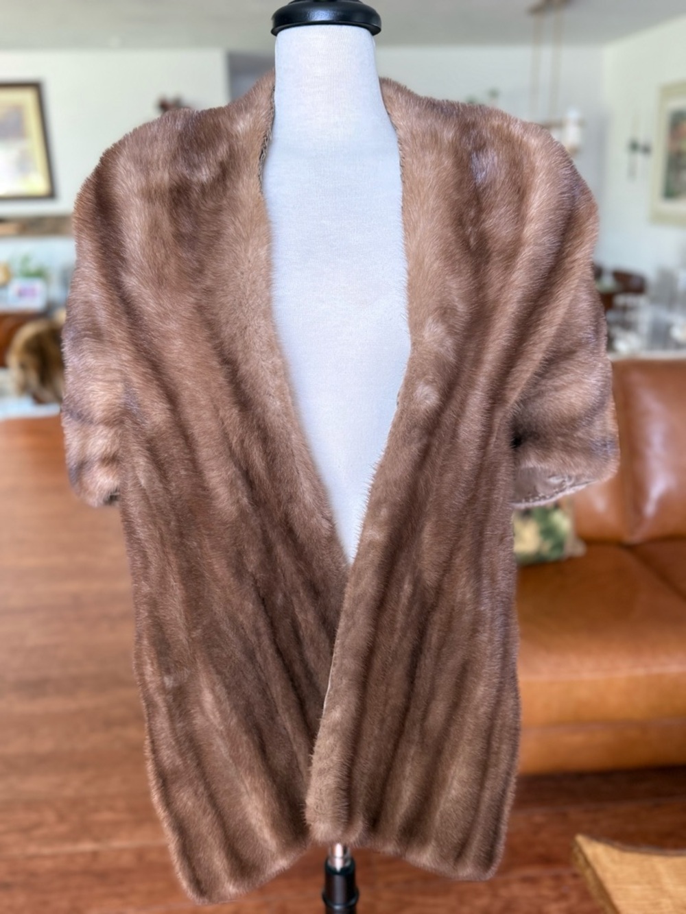 💎 Luxurious Vintage Fur Stole